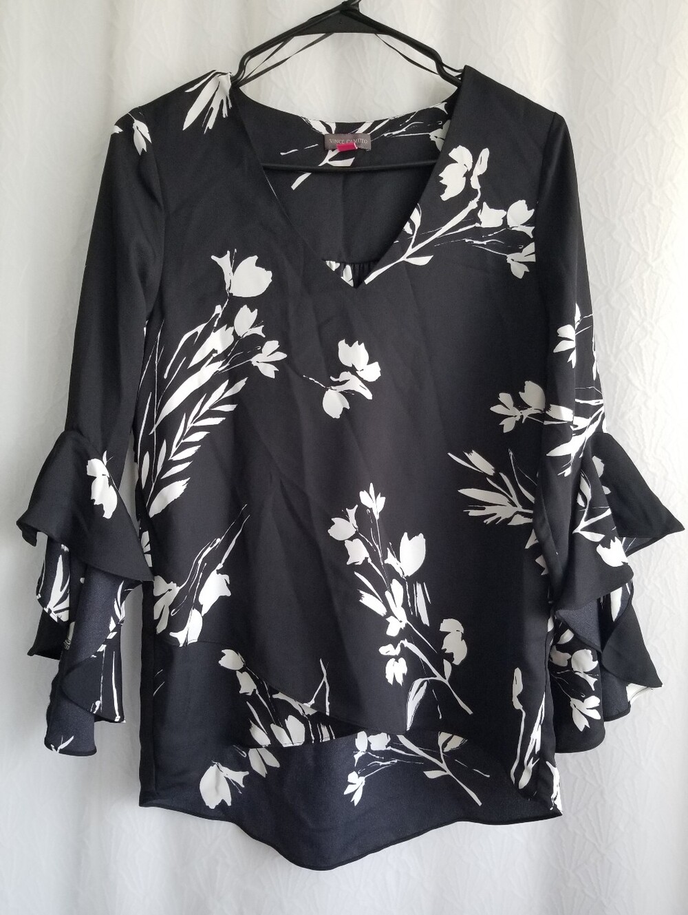 Vince Camuto Botanical Print Blouse Flutter Sleeves Small